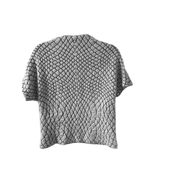 Elegant Gray Women's Crew Neck Sweater - Picture 2 of 6